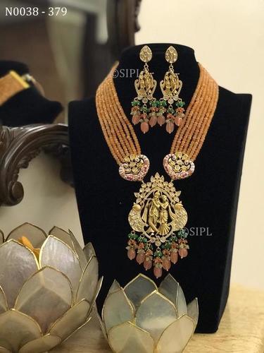 भगवान राधा कृष्ण टेम्पल ज्वेलरी डैंगल इयररिंग्स