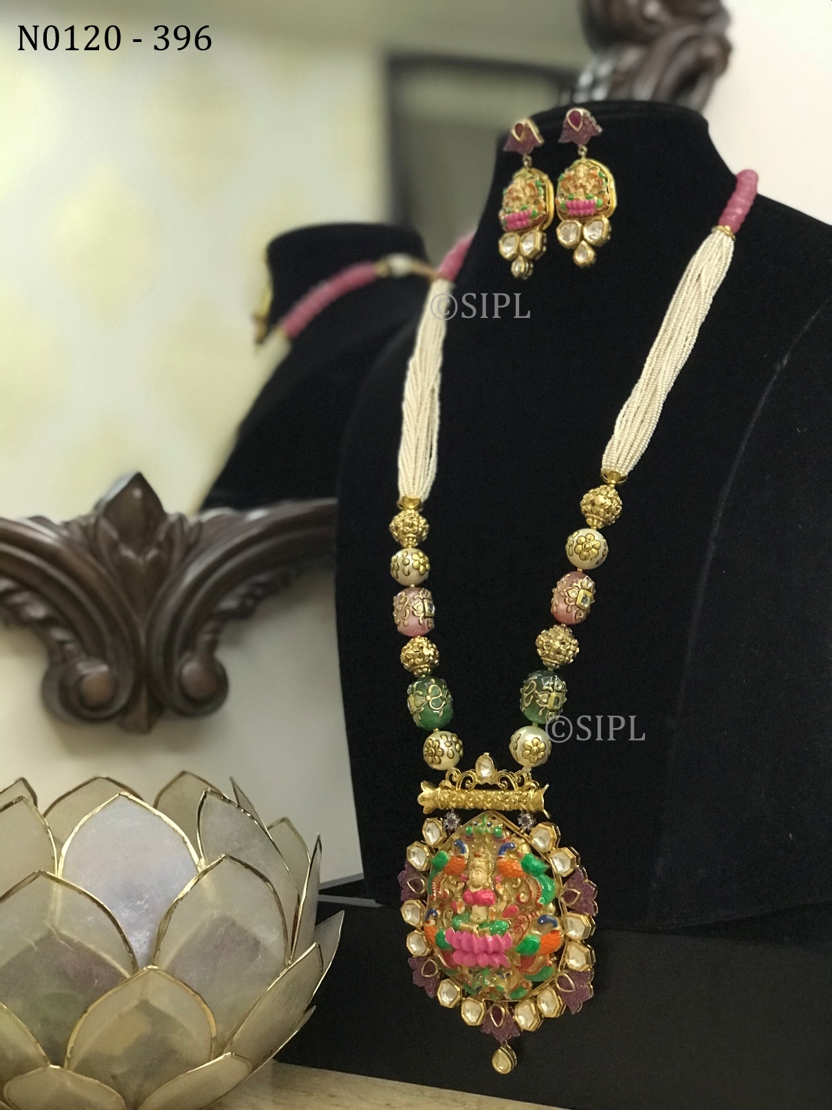 Beautiful Goddess Laxmi Necklace Set Dangle Earrings
