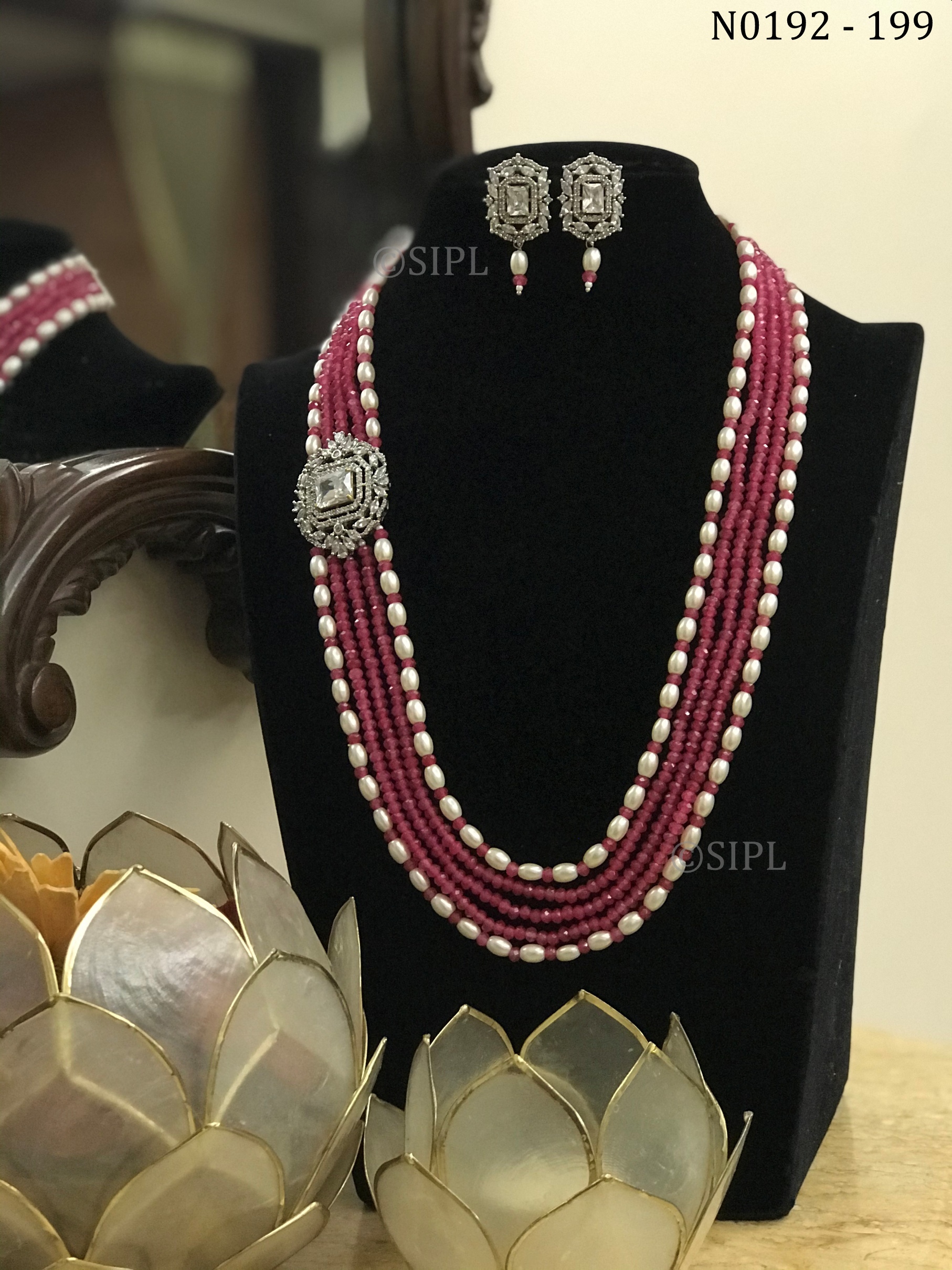 Classic Design Side Broach Necklace Set - Brass With White Plating, 22 Inch Length, Freshwater Baroque Pearl And Crystal Beads, Perfect For Parties And Weddings