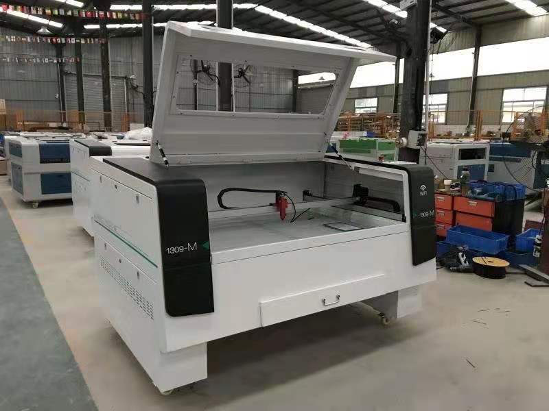 Automatic Yn-1390 1390 Co2 Laser Cutting Engraving Machine