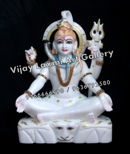 सफेद संगमरमर की शिव जी की प्रतिमा