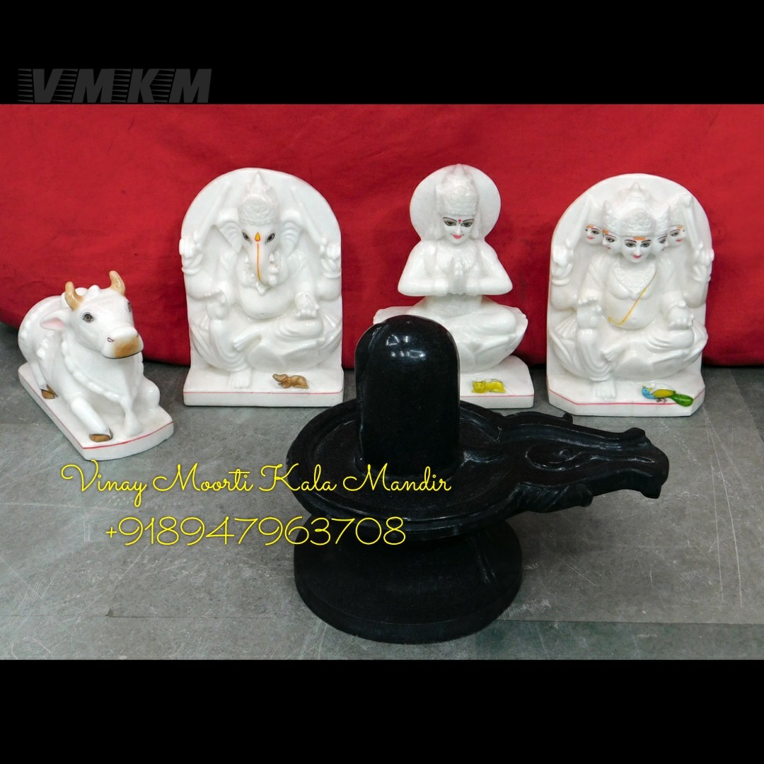White Marble Nandi Statue - Pure Marble, 2-6 Feet Height, 12-35 Kg Weight | Modern Arts Theme, Ideal For Home And Temple Decor, Perfect For Garden And Hotel Decoration