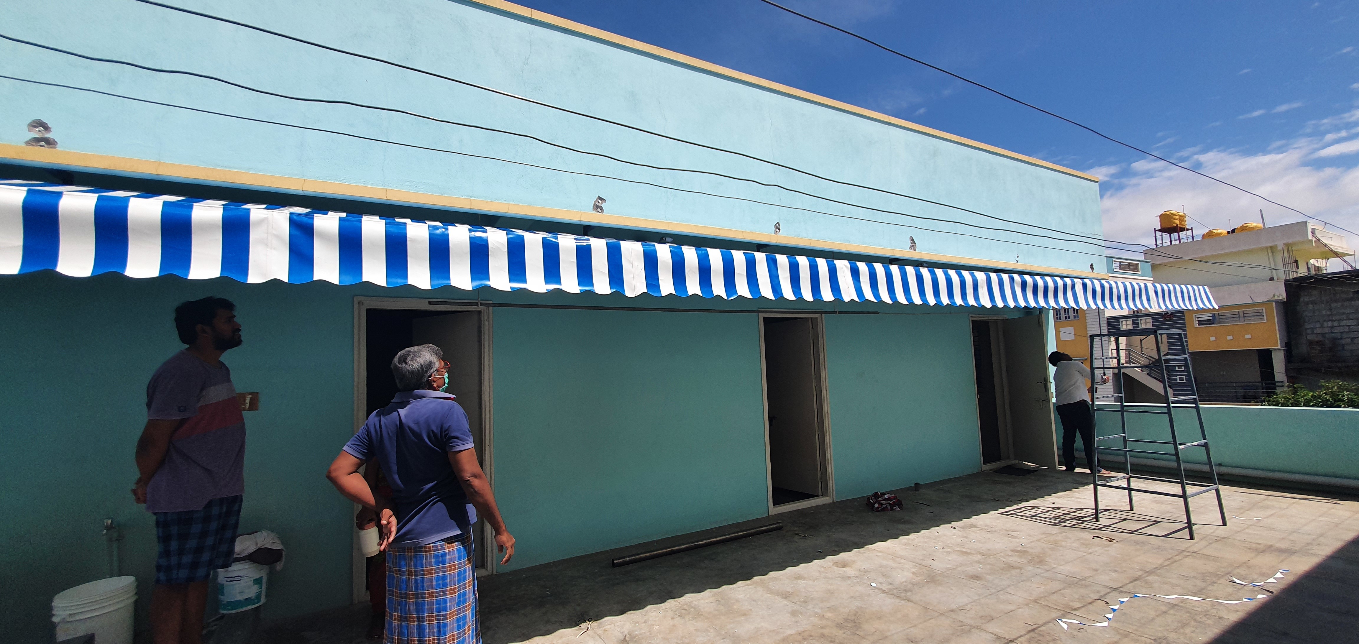 Retractable Awning - 100% Waterproof Aluminum Frame, 10ft To 80ft Size Range | High-quality Pvc Laminated Fabric, Sun And Rain Protection For 5+ People