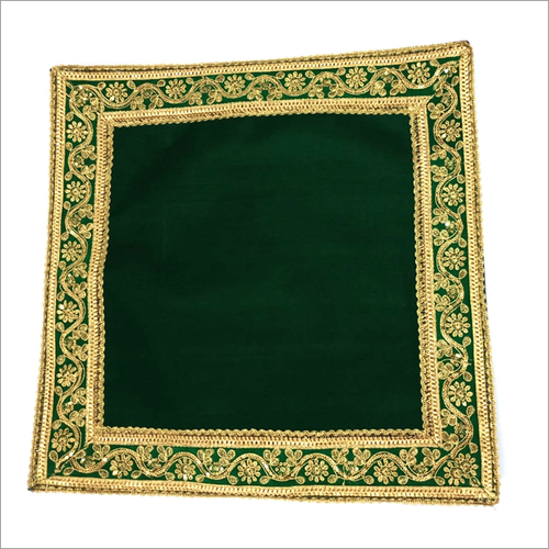 वेलवेट प्लेसमेट्स