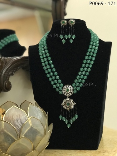 सुंदर विक्टोरियन स्टाइल पेंडेंट सेट डैंगल इयररिंग्स