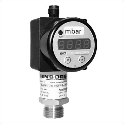 एनालॉग आउटपुट के साथ इलेक्ट्रॉनिक प्रेशर स्विच