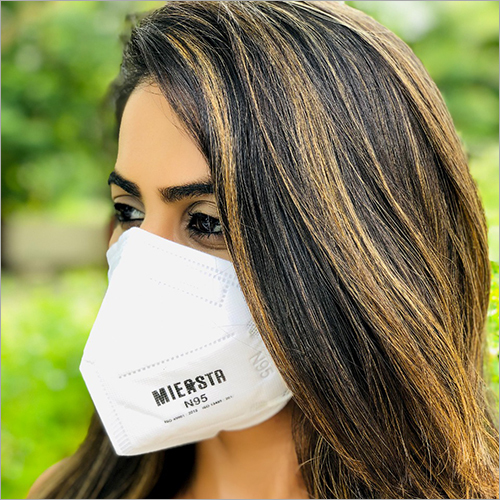 N95 Face Mask - High Filtration Efficiency, Standard Fit for Unisex Use, Germ Protection for Hospitals and Clinics