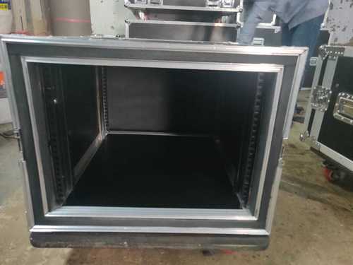 एम्पलीफायर बॉक्स