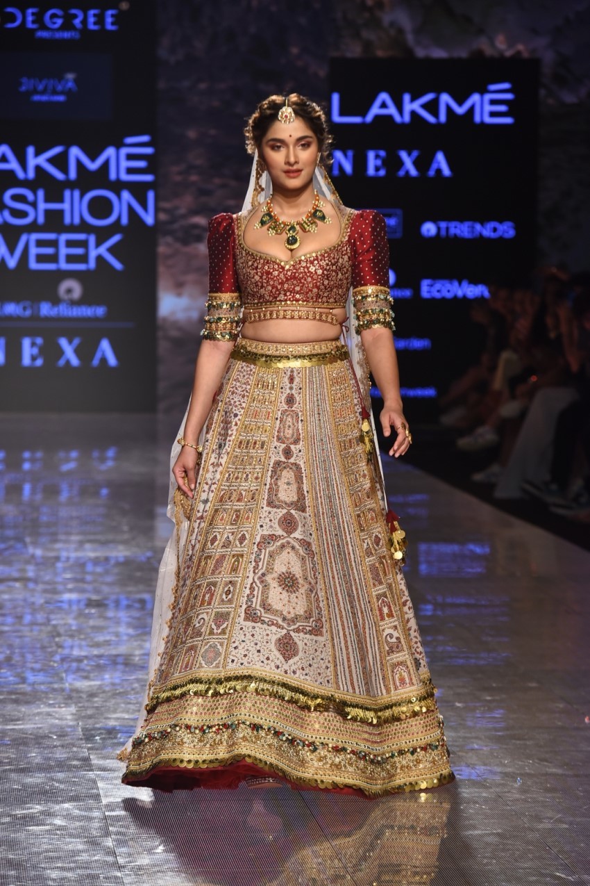Wedding Lehenga - Color: Marron