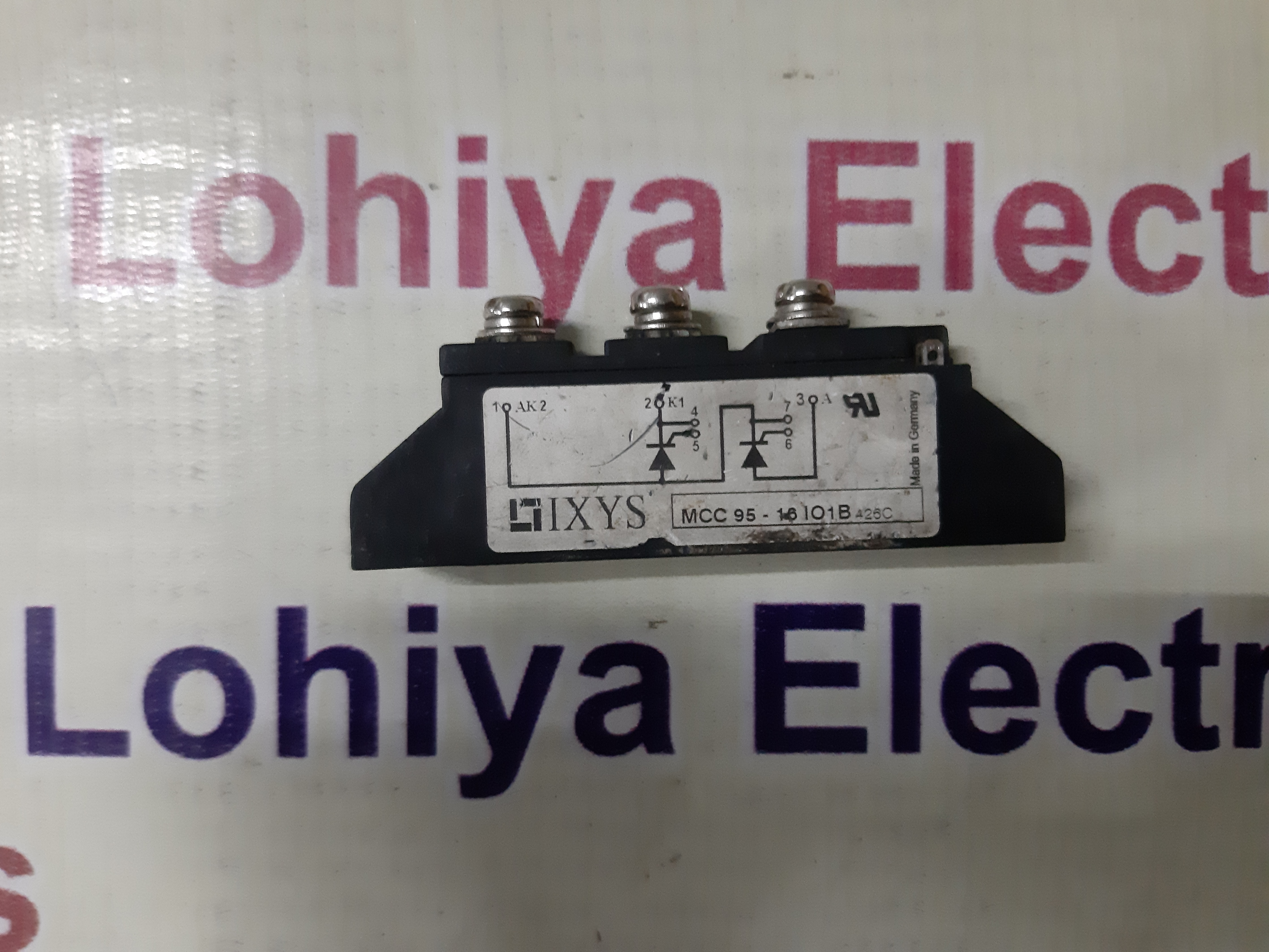 Igbt Ixys - 112x42x25mm, 120a, 1200v, 3-phase, Panel Mounted, High Efficiency, Fast Switching, Insulated Module