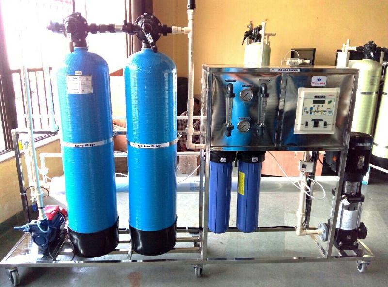 Ro Plant - Stainless Steel Cabinet Type, Reverse Osmosis Water Softener, 110/220 Volt, 5°c - 45°c Temperature Range, 1 Year Warranty, Ground Water Usage
