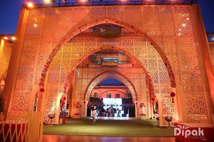 As Per Client Choice Wall Decorators