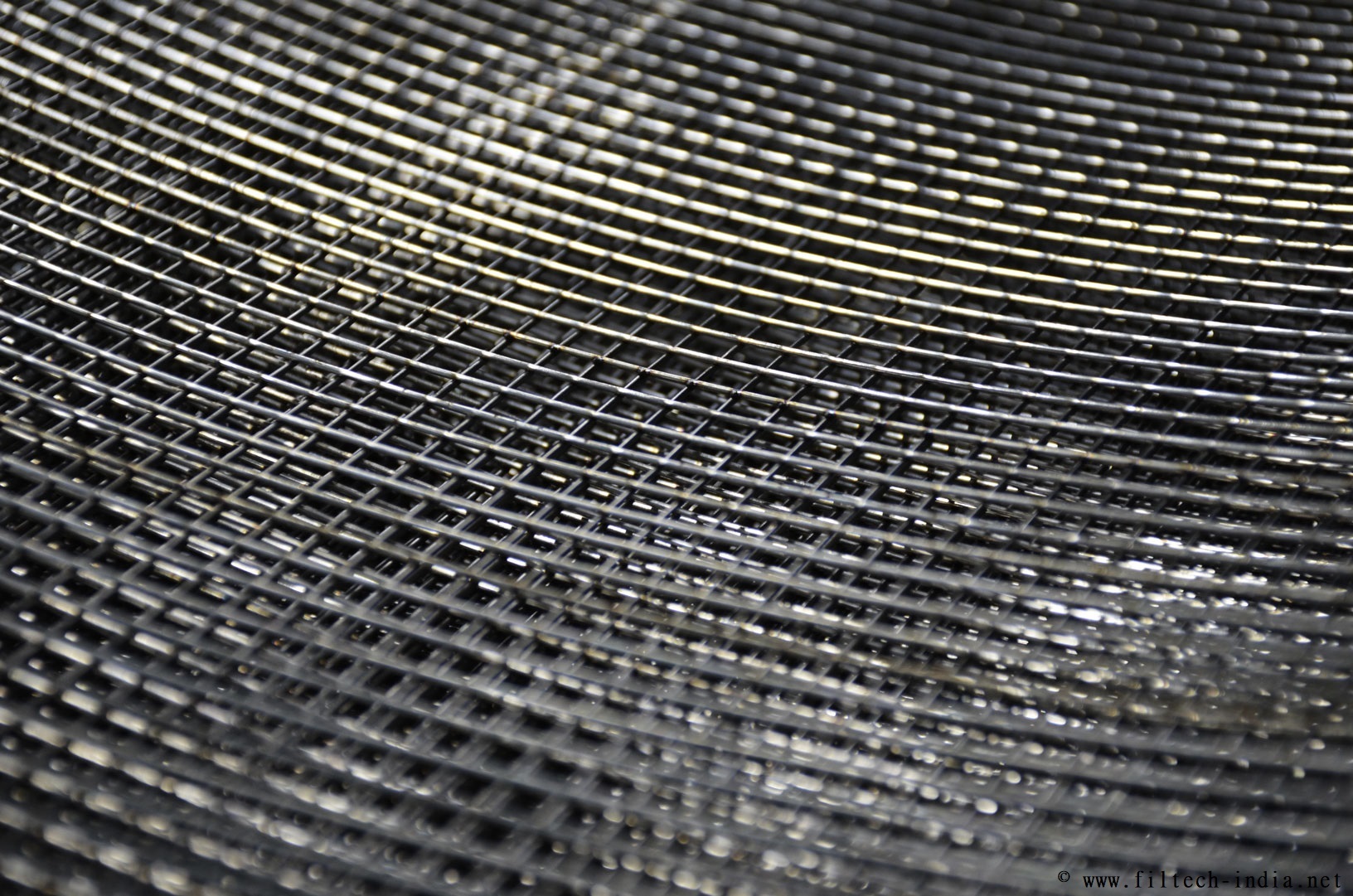 Welded Wire Mesh - Galvanized Steel | Silver Color, 20g-14g Wire Gauge, Standard Is 4948:2002