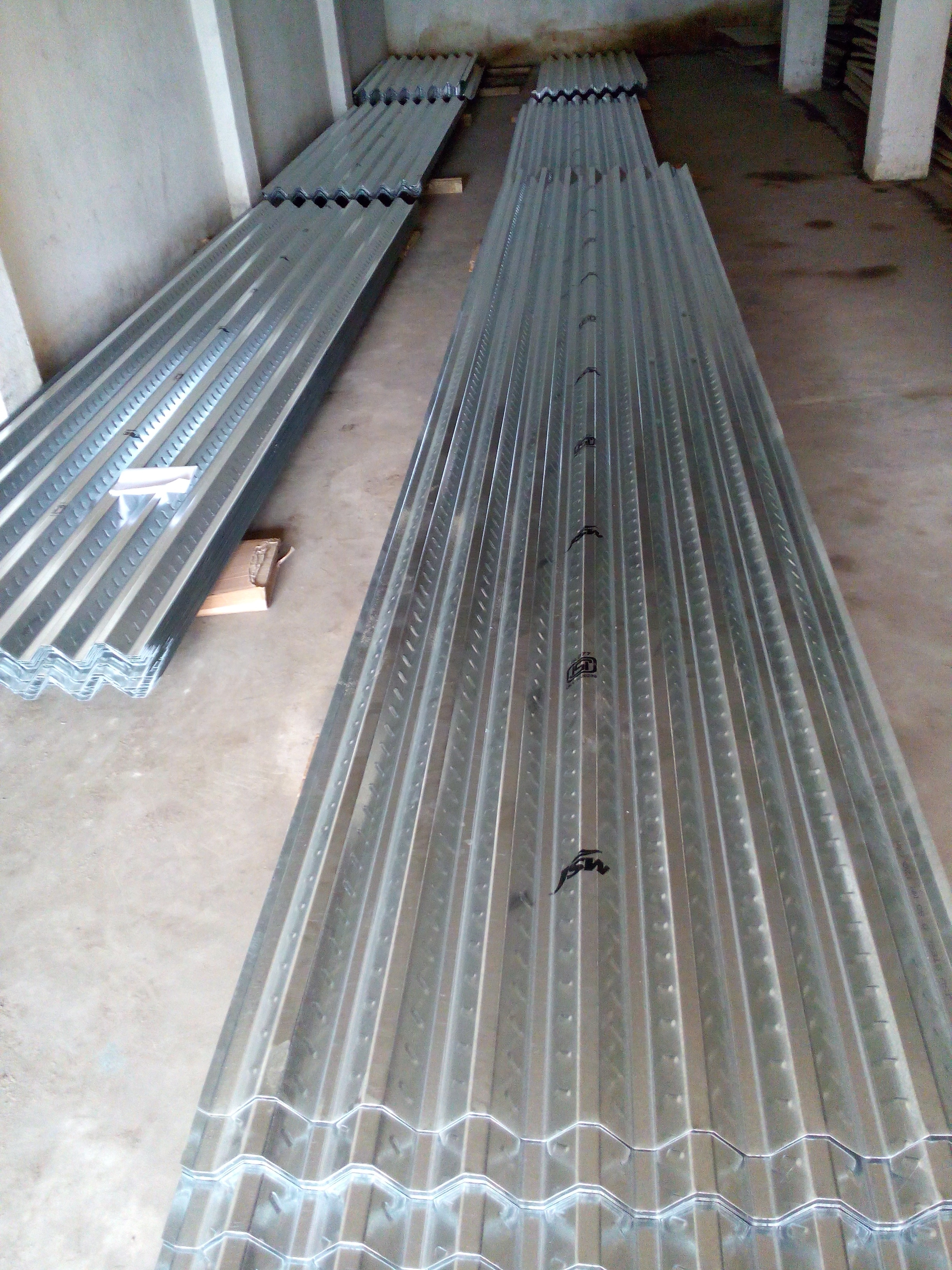 Industrial Decking Sheets Length: 6 Meter (M)