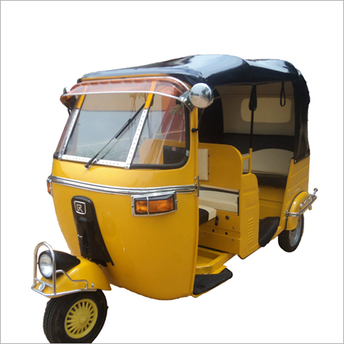 Rani-e Auto Rickshaw - Battery Operated, Closed Body, Yellow-black | Seater: 4, Body Warranty: 1 Year, Motor Warranty: 3 Years, 3 Wheels
