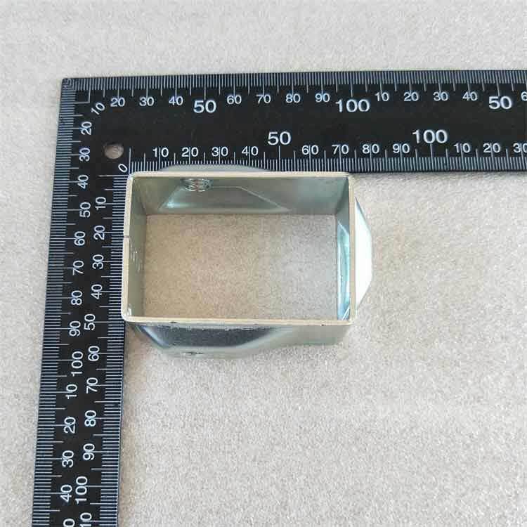 Carbon Steel Q235 Highway Isolation Fence / Garden Fence And Metal Fence / Galvanized Connector / Construction Hardware