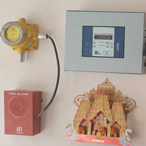 LPG Gas Leak Detector - Metal Housing, Compact Size, Electronic Processing | Detects and Alerts for LPG Gas Leaks in Industrial & Residential Areas