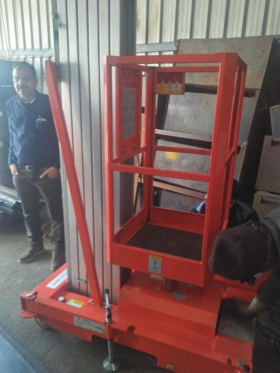 Single Mast Aerial Platform - Color: Orange