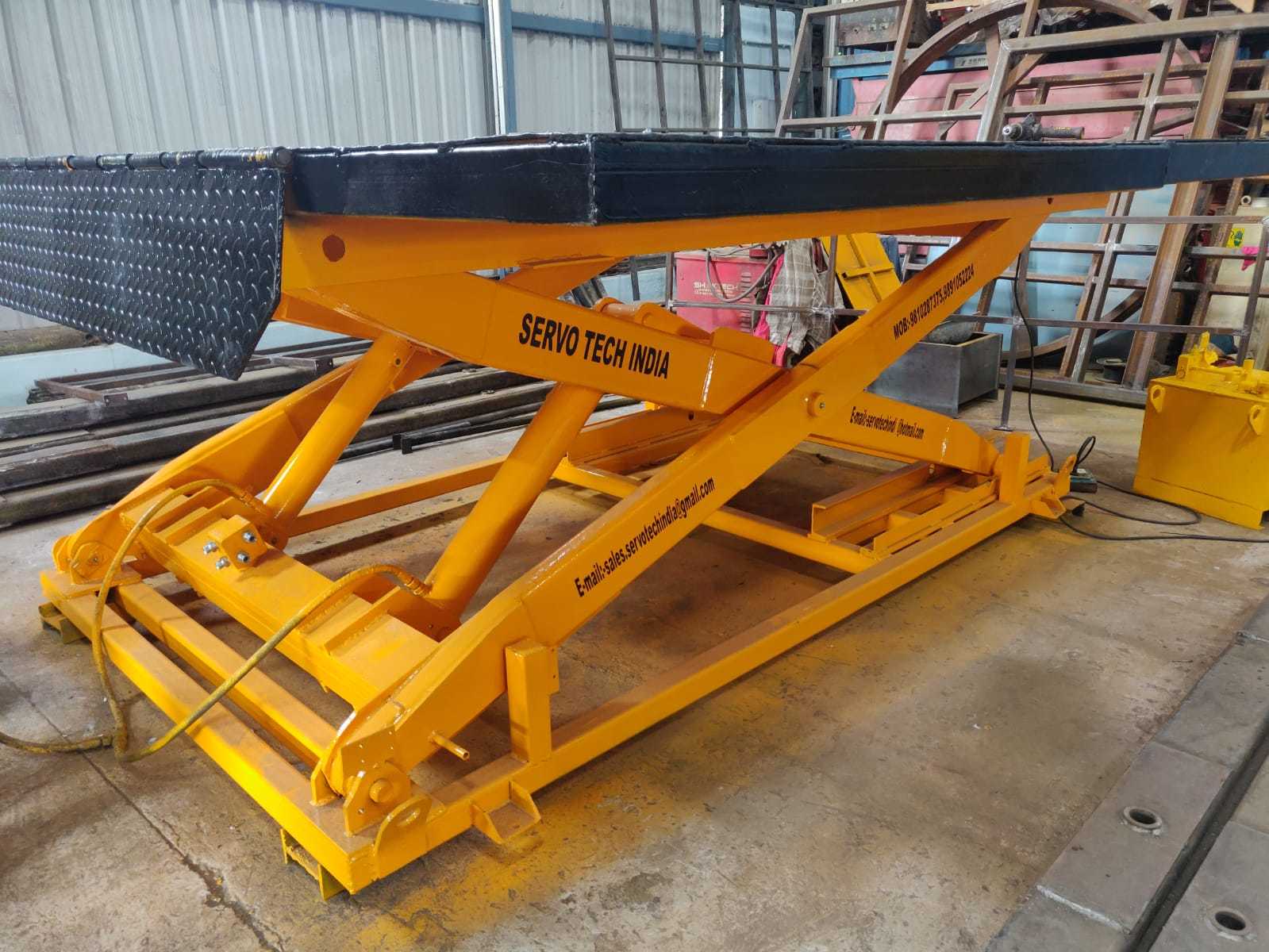 Truck Loading Unloading System By Servo Tech India