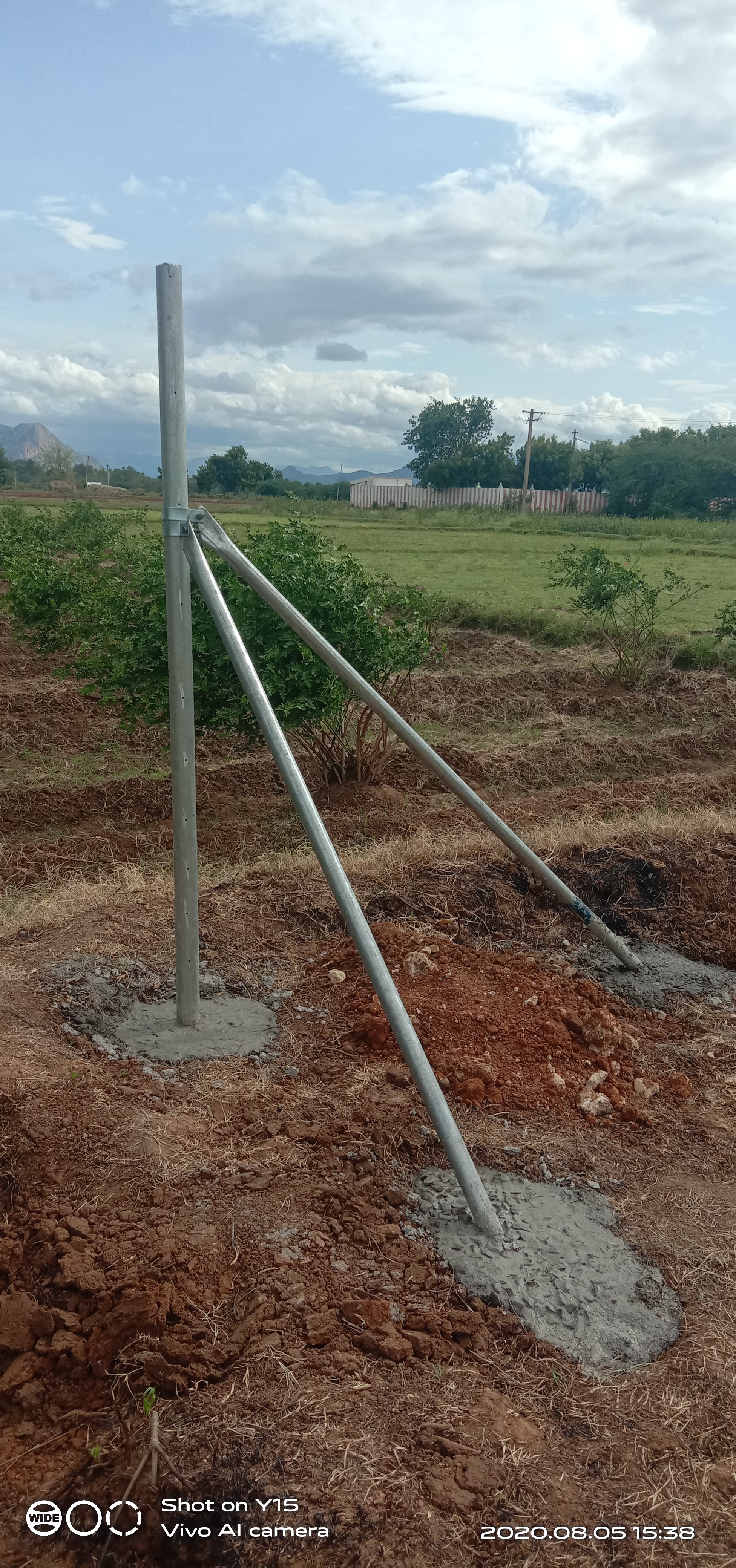 Renewable Sources Corner Post With Support