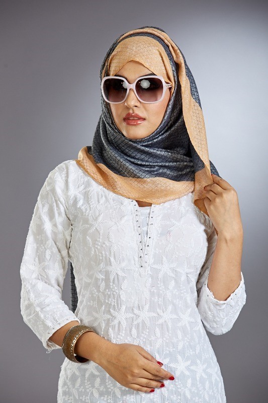 Many Muslim Ladies Hijab Head Scarves