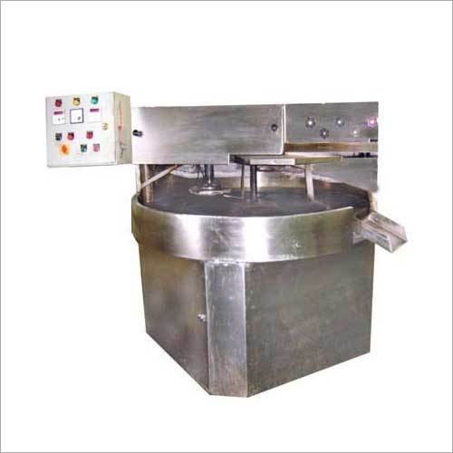 घुमावदार चपाती बनाने की मशीन