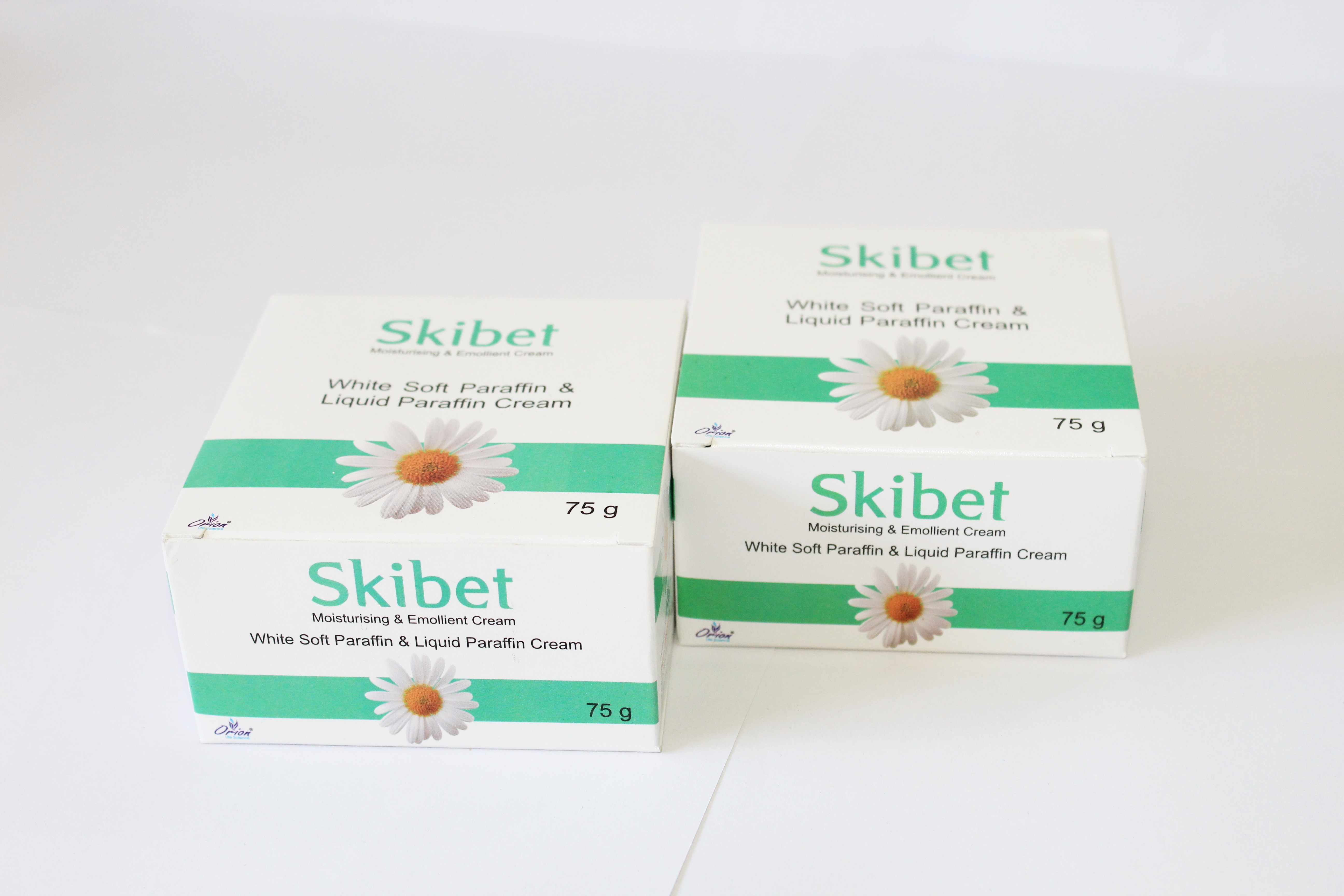 White Soft Paraffin & Liquid Paraffin Cream Cas No: 340