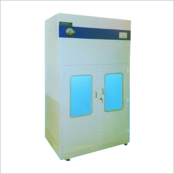 Clean Room Garment Chamber