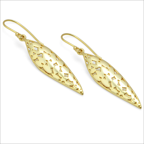 925 स्टर्लिंग सिल्वर मेटैलिक हैंड टेक्सचर ऑक्सीडाइज्ड एंड येलो गोल्ड प्लेटेड डैंगलर इयररिंग