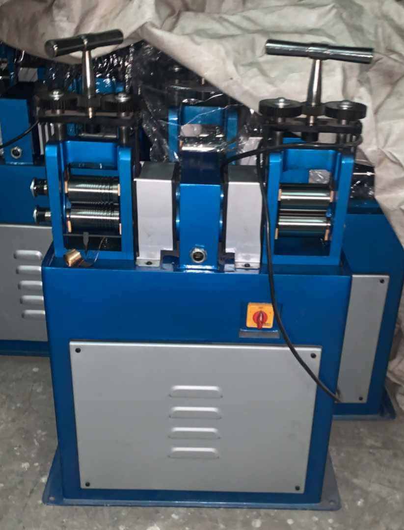 Double Head Rolling Mill Jewellery Wire And Sheet Rolling Machine Gold Tool Capacity: 3-6 Ton/day