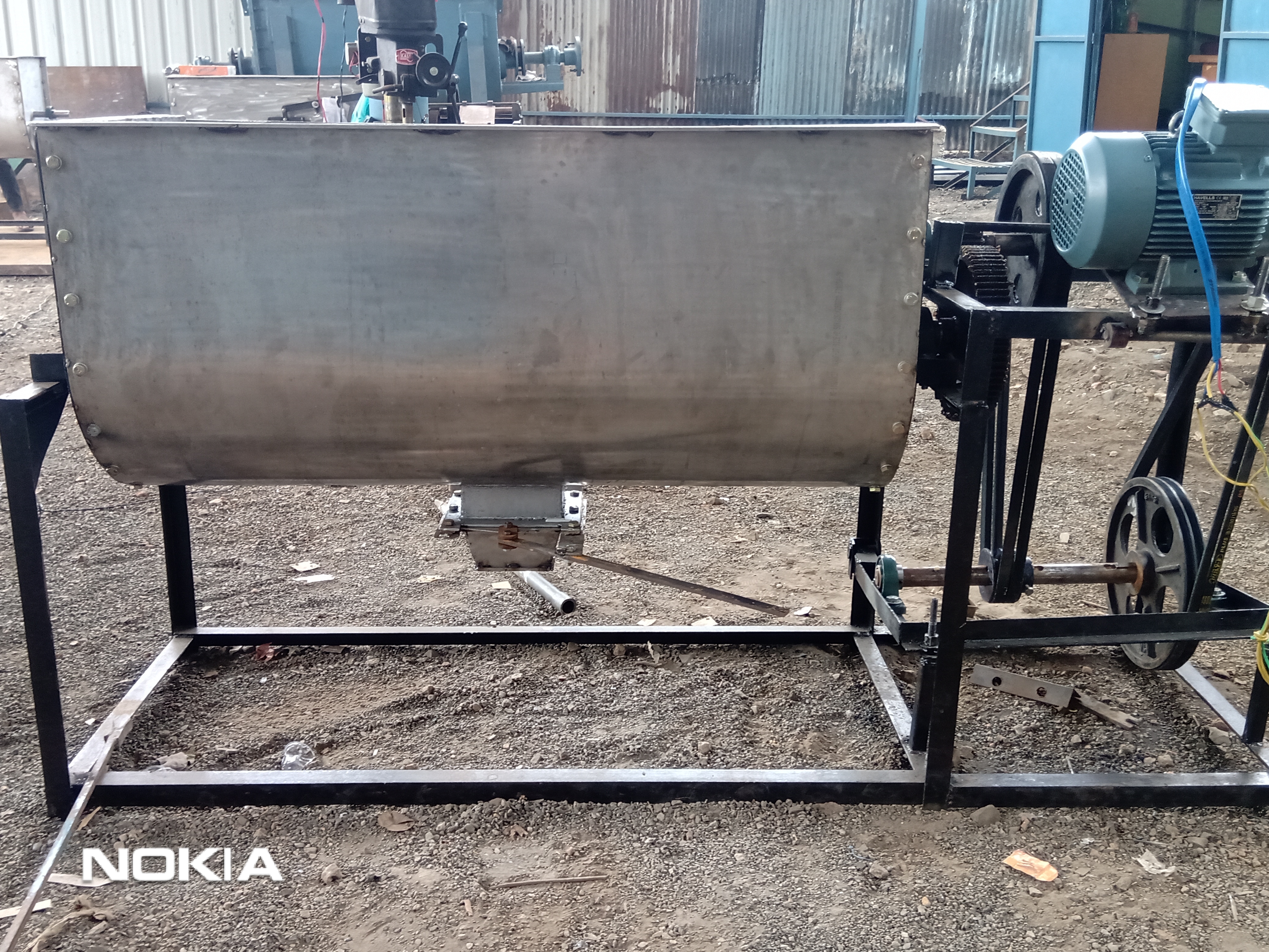 Industrial Paint Spiral Type Mixer Machine - Capacity: 1-100 Kg/hr