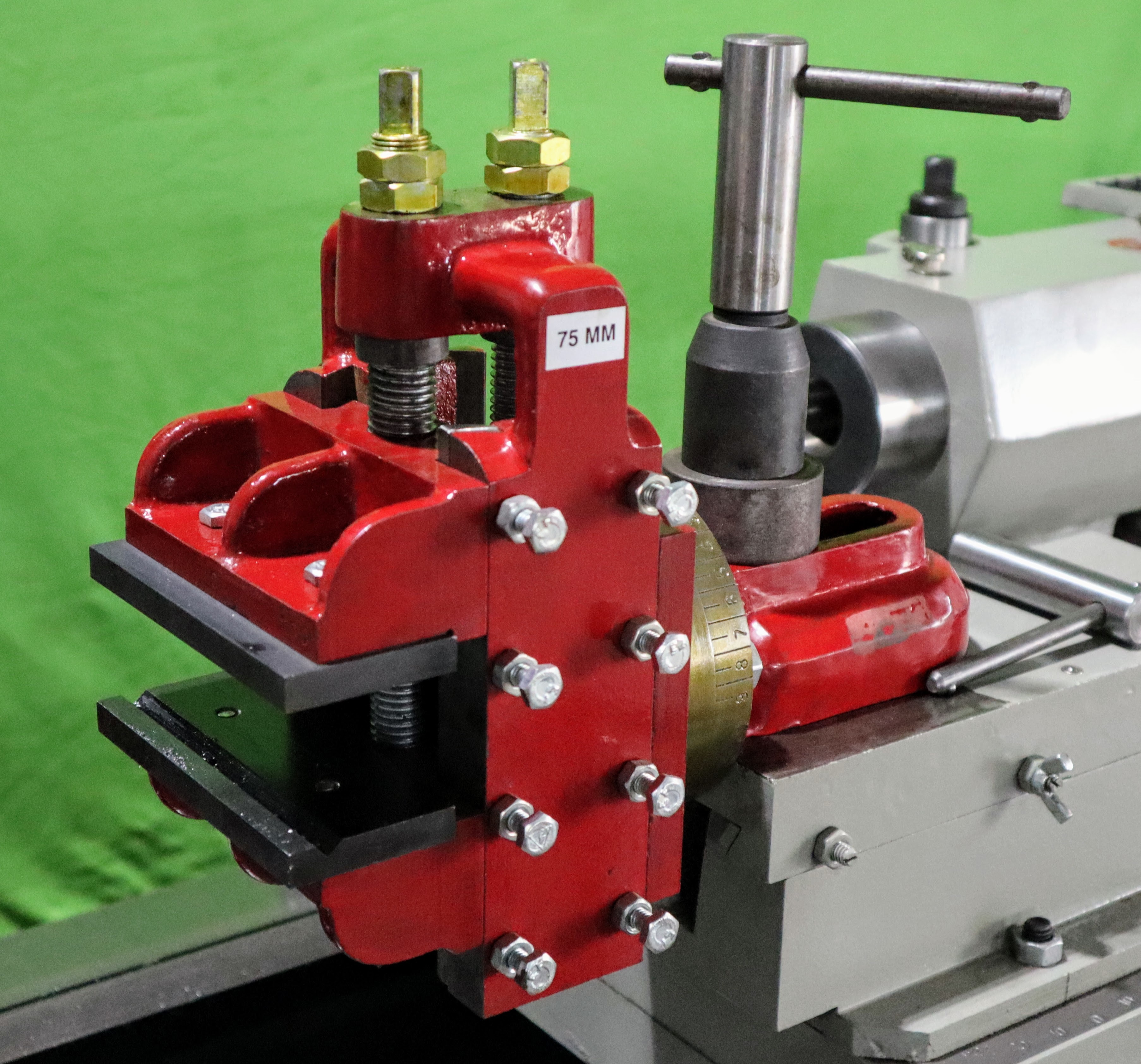 Cast Iron Key Way Jaw (12 Kg)