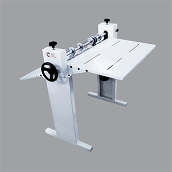 Industrial Roller Creasing Machine - Metal Structure 40" X 40" X 38" , Automatic Operation, Variable Speed Up To 1500 Sheets/hour