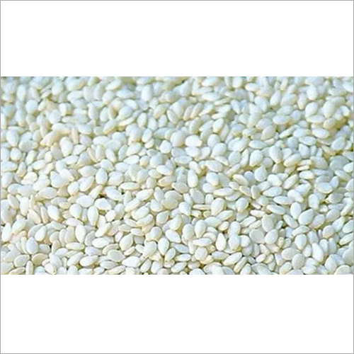 White Sesame Seeds - Organic Hulled Variety, Color: White, Moisture: 5% Max, Purity: 99% Min, Edible, Shelf Life: 12 Months, Sun-Dried