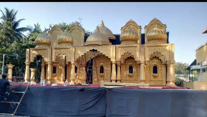 Decorative Wedding Stage - A1 Grade Fiber Material, 40 Feet Length X 20 Feet Height, Custom Color Options, Easy Installation For Stunning Wedding Decoration
