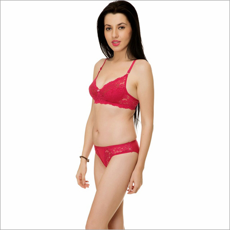 ब्राइडल सेट