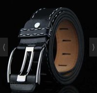 ब्लैक लेदर बेल्ट