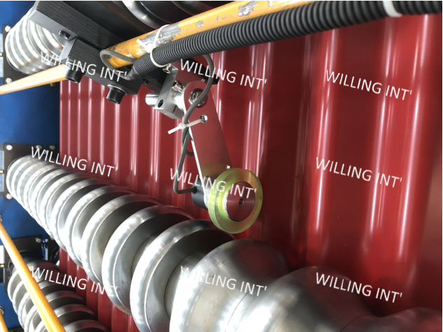 Best Roof Roll Forming Machine - Automatic Grade: Automatic