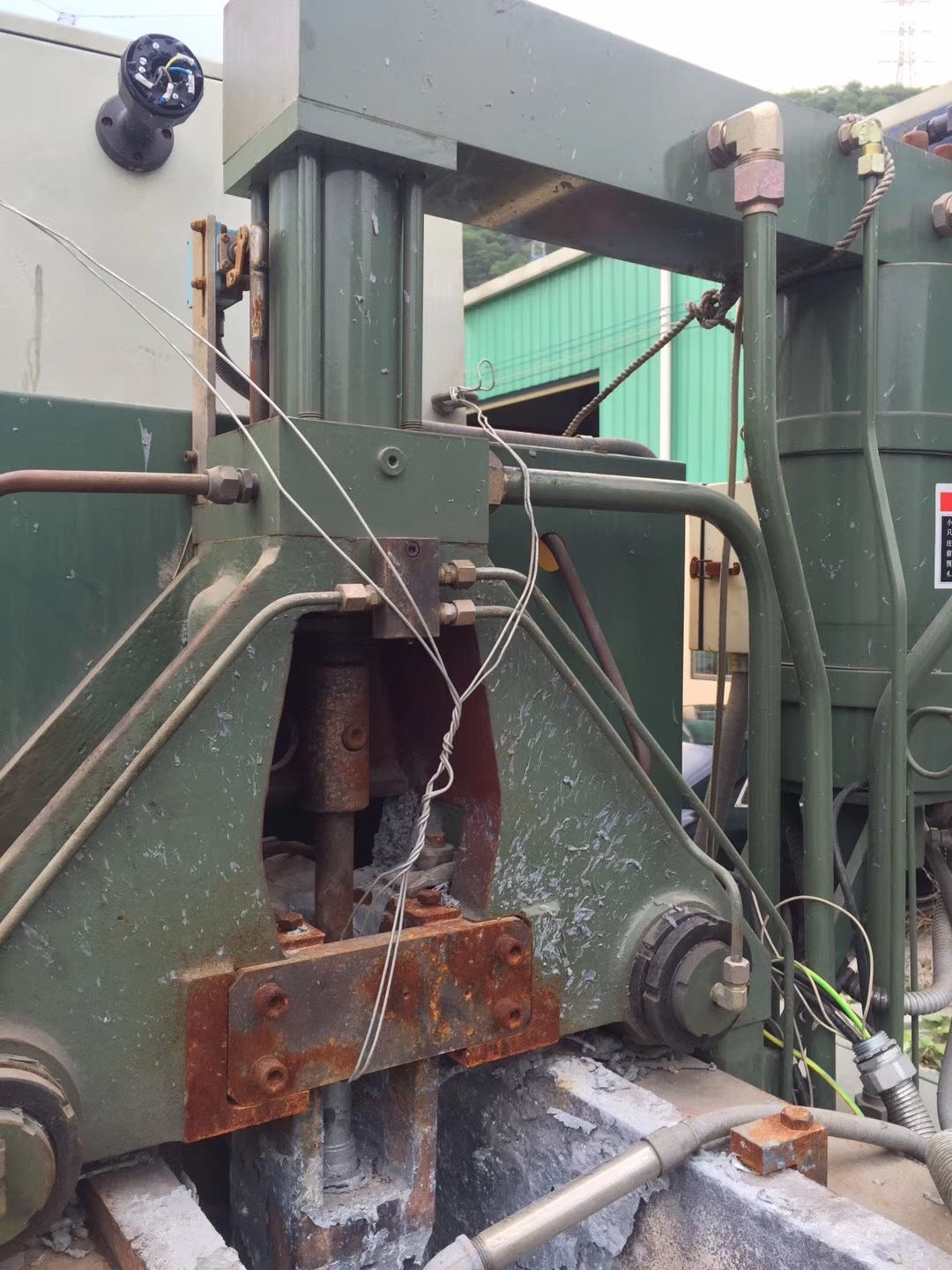 Used Lk Dc30t Hot Chamber Die Casting Machine - 3550x1560x1910 Mm Green | Eco-friendly High Efficiency High Performance Plc Control Touch Screen Low Noise 10 Pcs/min Capacity