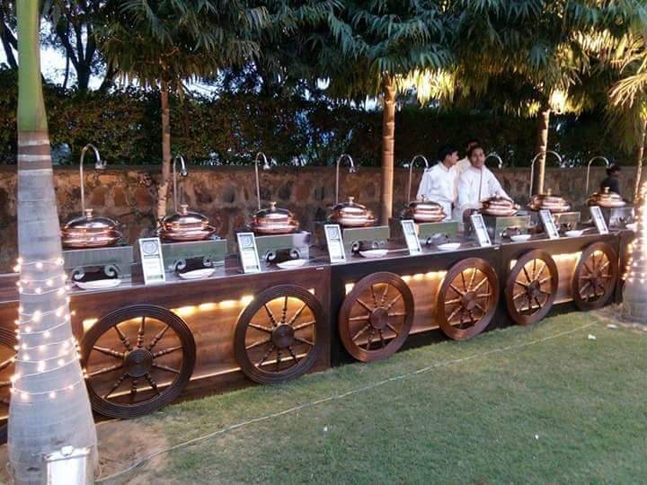 Wooden Counter - Ply Board Material, Custom Color Options | Ideal For New Year And Wedding Celebrations, Easy Installation For Party Food Serving