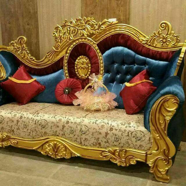 Wooden Royal Sofa - Color: As Per Client Choice