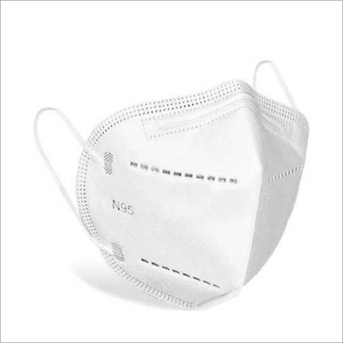 सफेद N95 फेस मास्क