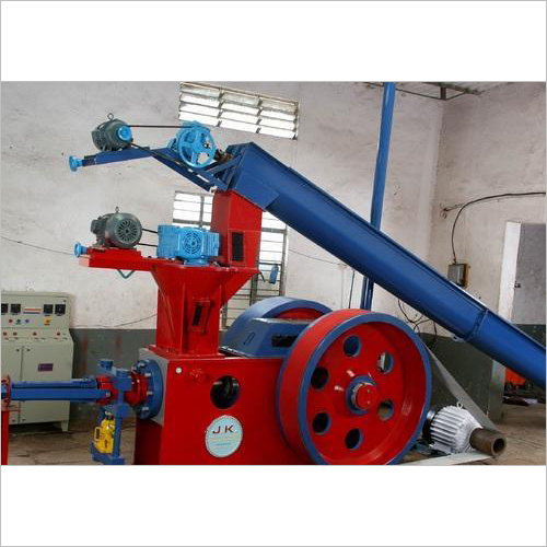 Briquetting Making Machine - 700-850 Kgs/Hr Production Capacity, 65mm Diameter Cylindrical Output, Automatic Energy Saving Design, 1 Year Warranty, 80 HP Power Requirement