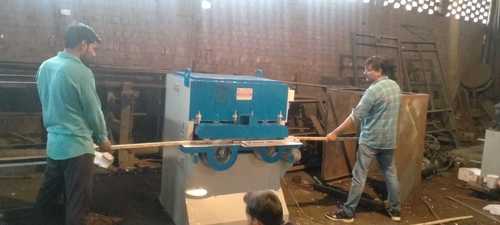 Piling Danda Ripsaw Machine - Mild Steel, 700 Kg Weight | Automatic, Blue-white Color, 1 Year Warranty, Four Motors