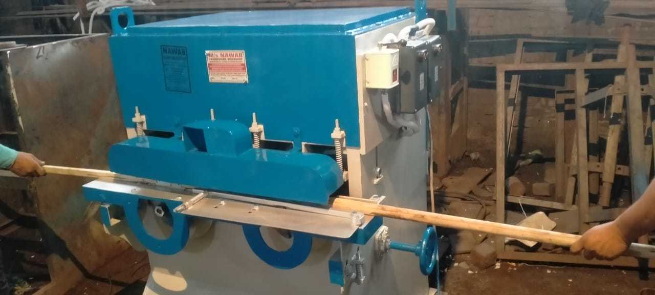 Piling Danda Ripsaw Machine - Mild Steel, 700 Kg Weight | Automatic, Blue-white Color, 1 Year Warranty, Four Motors