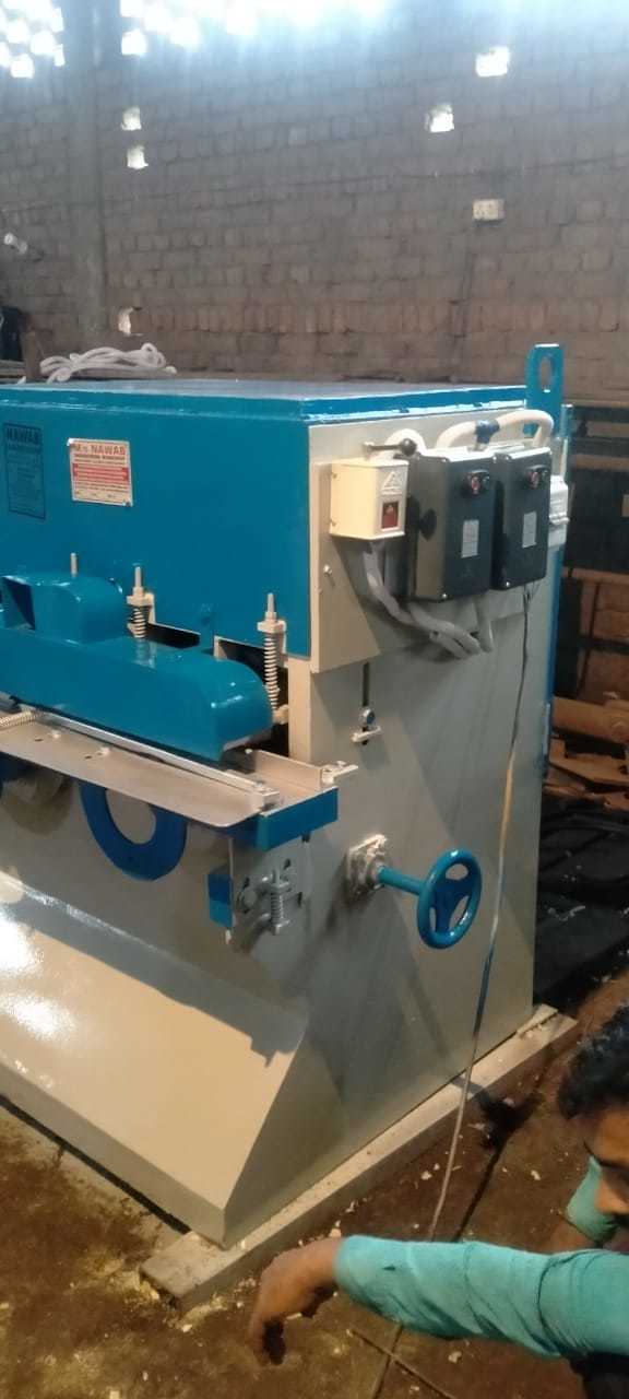 Piling Danda Ripsaw Machine - Mild Steel, 700 Kg Weight | Automatic, Blue-white Color, 1 Year Warranty, Four Motors
