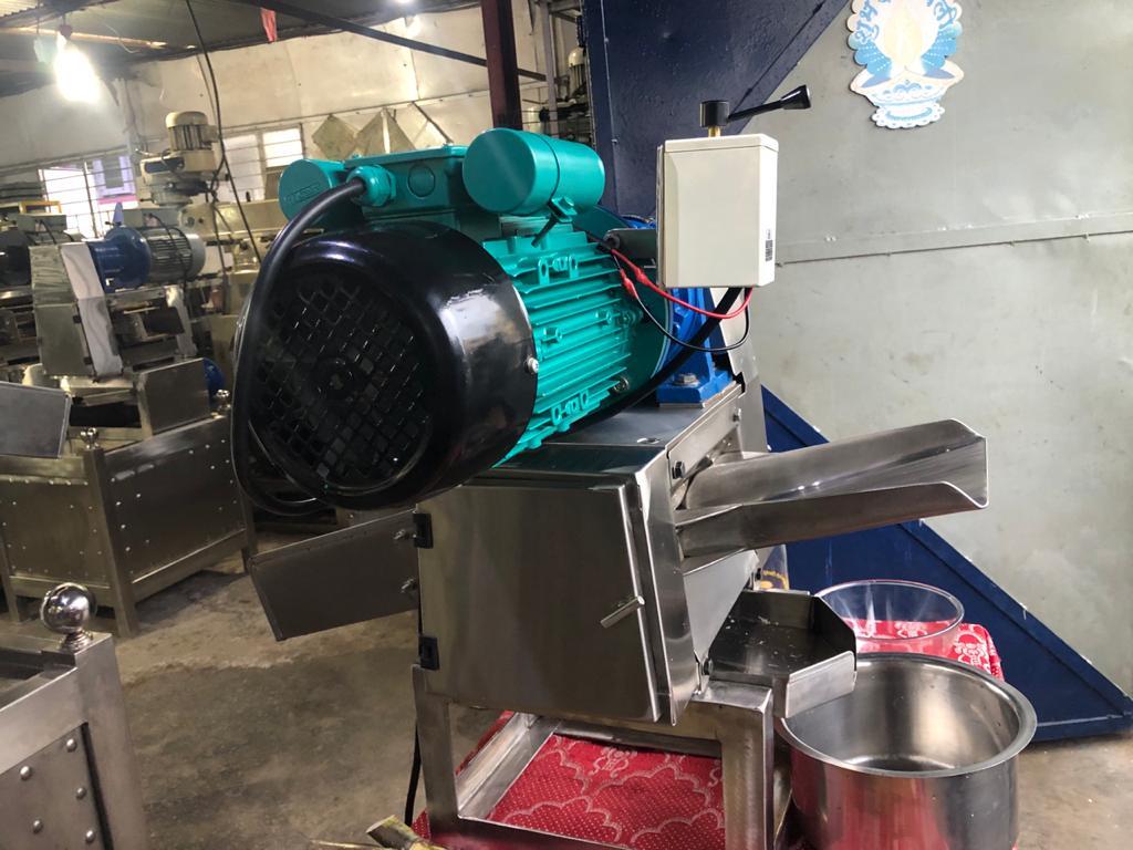 Table Top 1.5  Hp Sugarcane Crusher - Automatic Grade: Semi-automatic