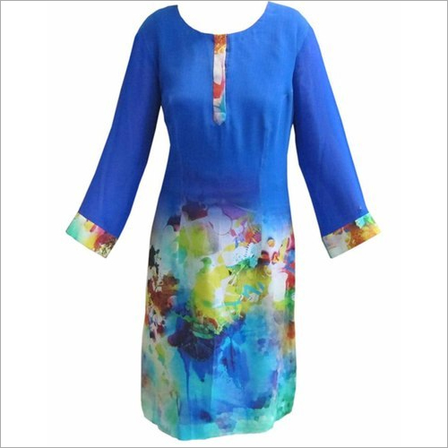 डिजिटल प्रिंटेड कुर्ती