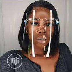 ग्लास फेस शील्ड