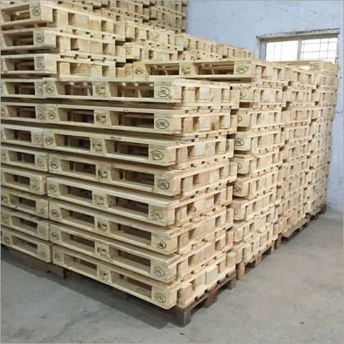 Natural Pinewood Pallet - Dimension (L*W*H): 1140X1140X135 Millimeter (Mm)
